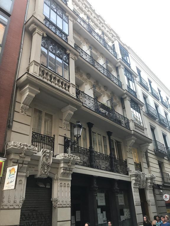 El Botones - Huertas Madri Exterior foto